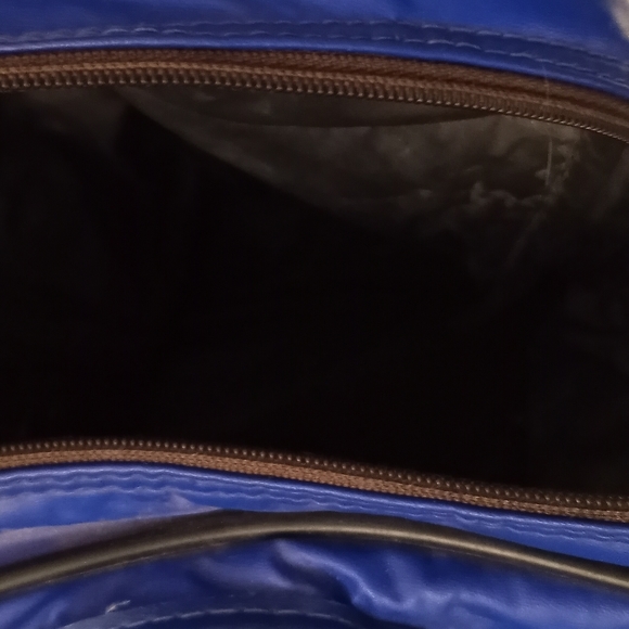 Vintage Nike soccer duffle bag - Picture 15 of 16